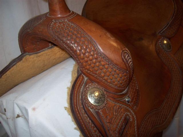 Used Saddle:- Image Number:0
